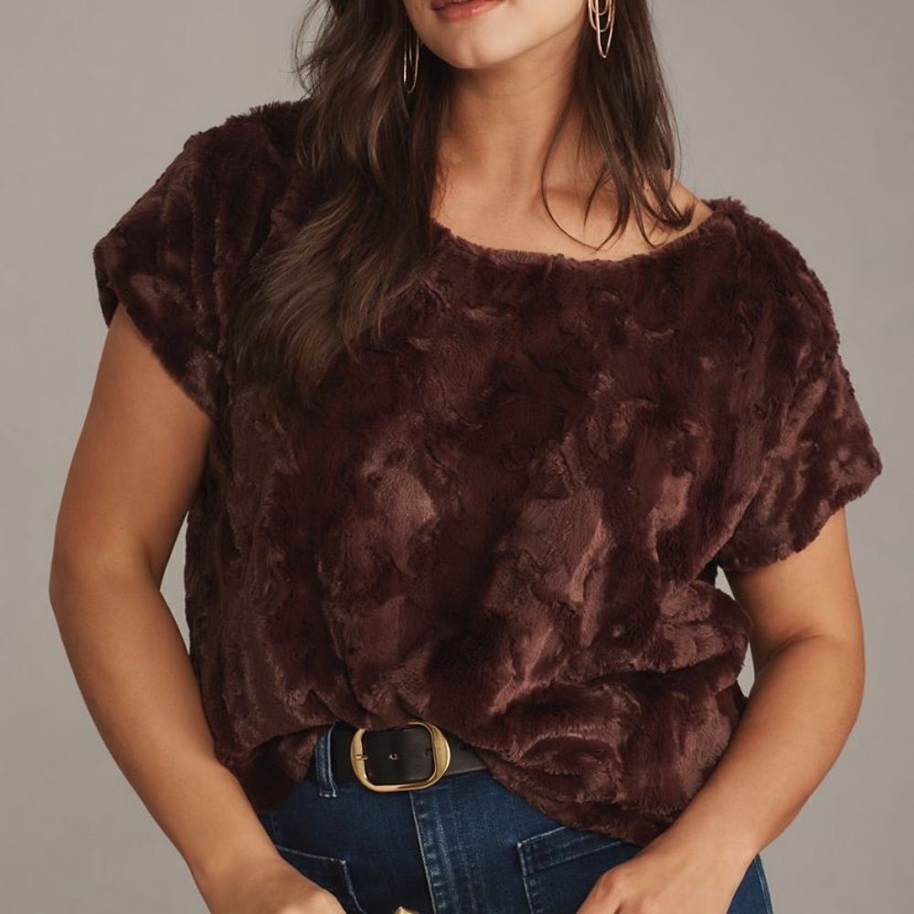 Maeve Faux- Fur Tee - Picture 4 of 7